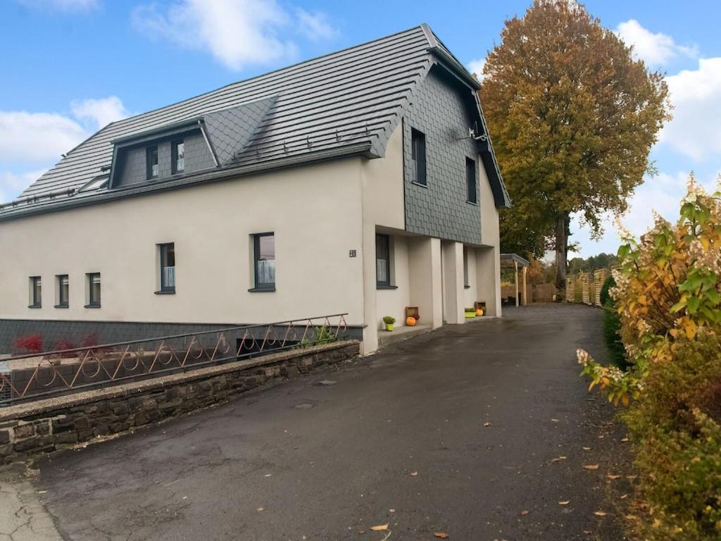 Atmospheric Holiday Home In B Llingen With Infrared Sauna Bullange Zewnętrze zdjęcie